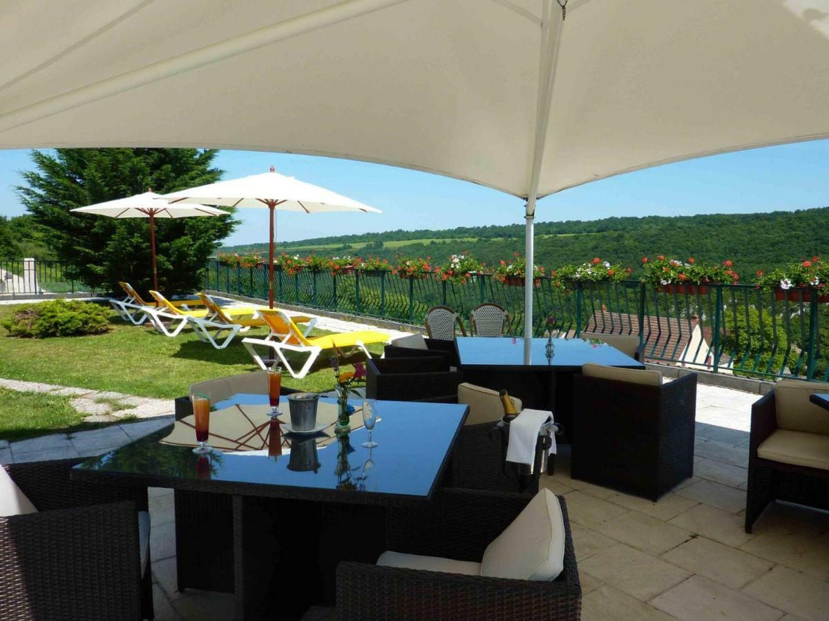 Auberge Du Camp Romain Hotel Chassey-le-Camp Exterior foto